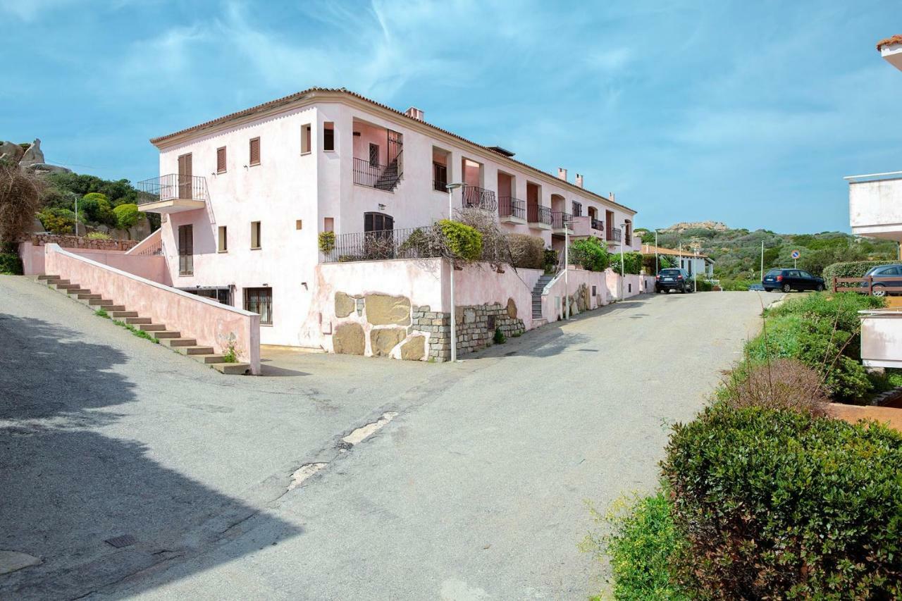 Bilocale Via Umbria Apartment Santa Teresa Gallura Bagian luar foto