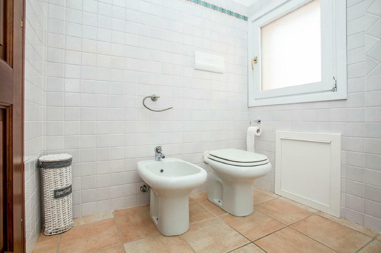 Bilocale Via Umbria Apartment Santa Teresa Gallura Bagian luar foto
